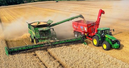 John Deere X9  - 1450 , largest Combine Harvester , in 4K