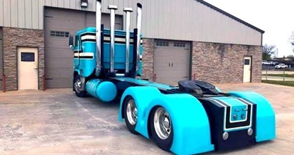 BadAss Cabovers,Jake Brake,Custom Old Trucks