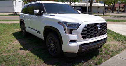 2023 Toyota Sequoia - Twin Cities Auto Show - Walkaround Review