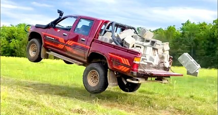 Toyota Hilux Durability Test #1